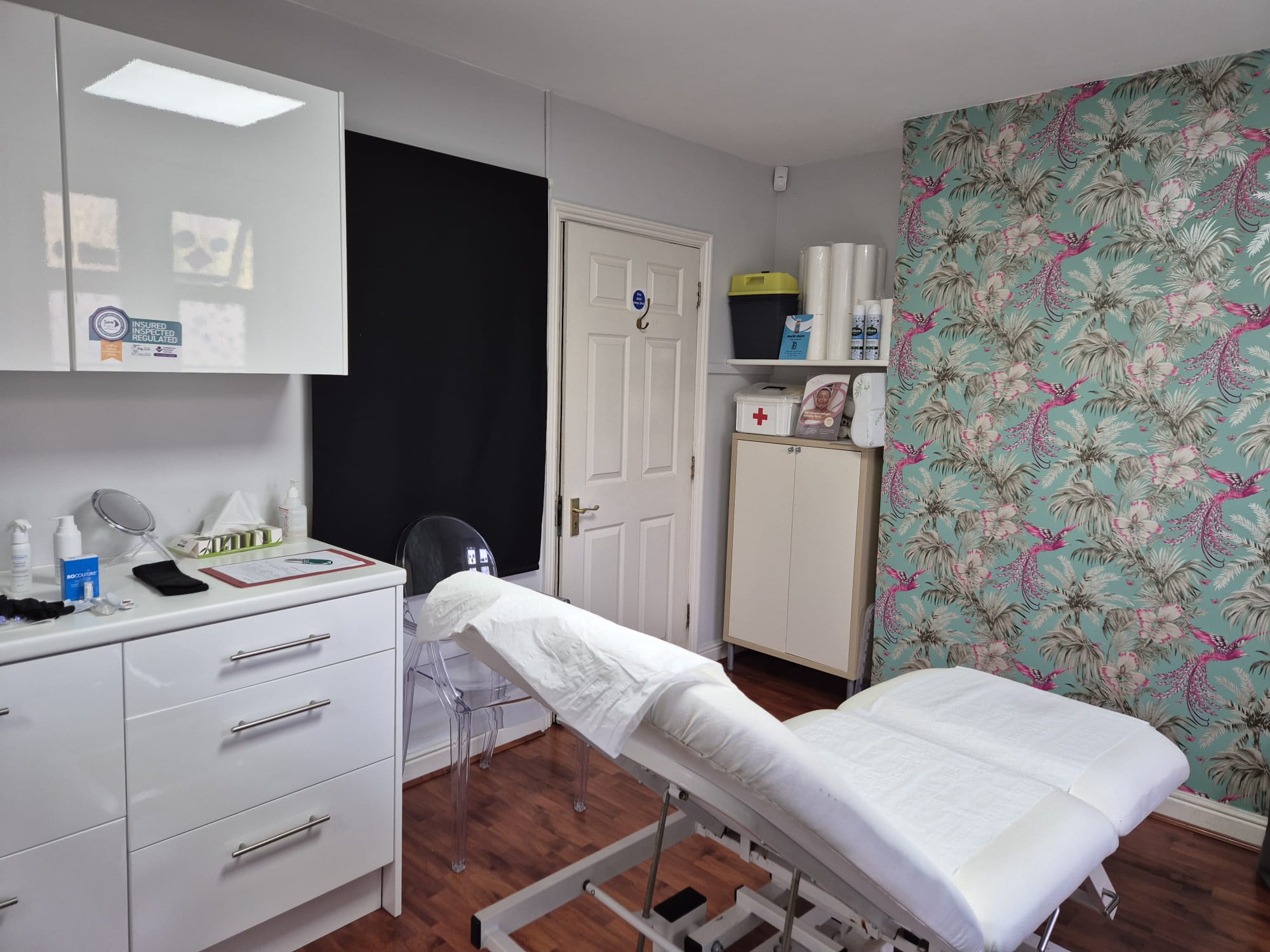 Treatment room at je clinic, Horrington